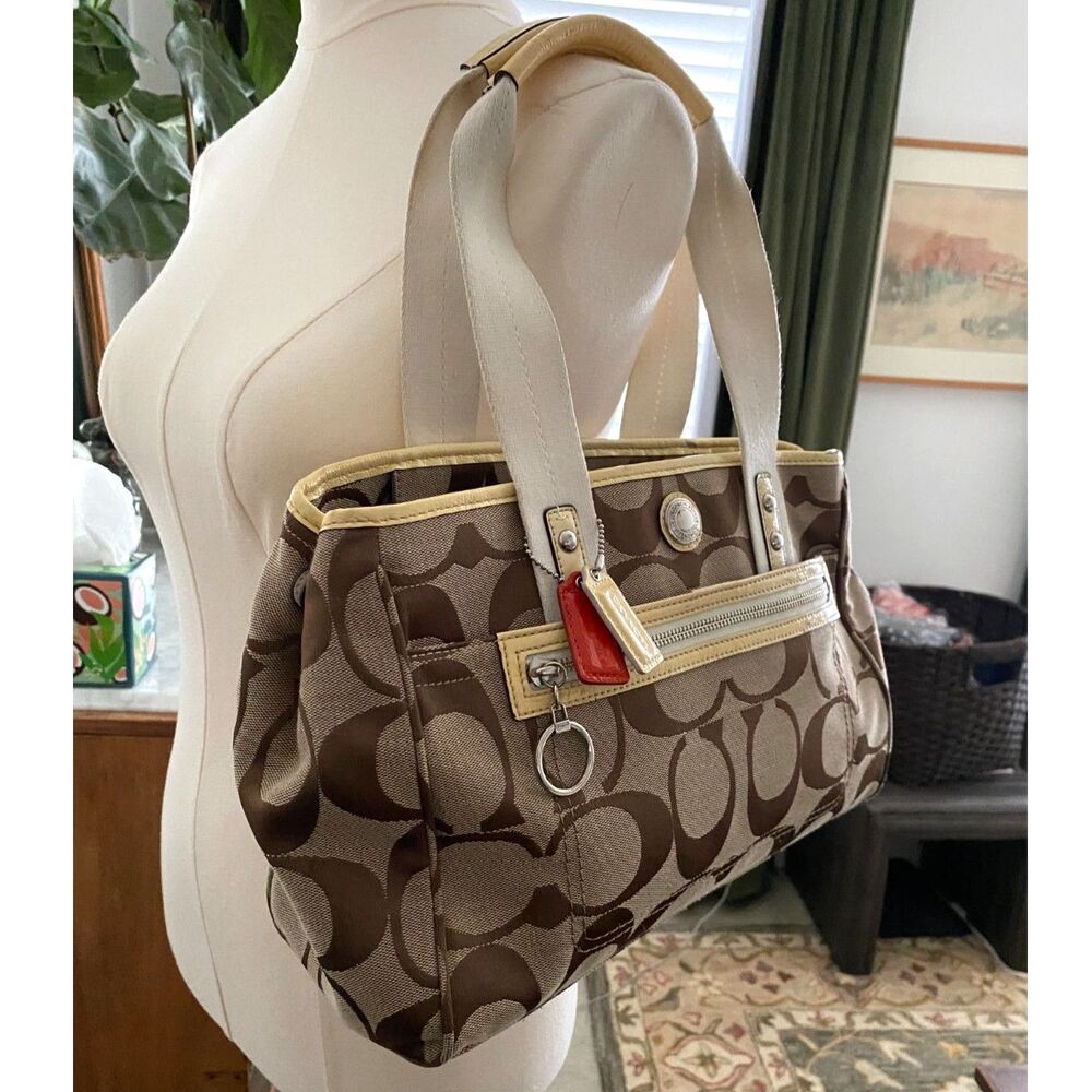 Coach Daisy Signature Tote Bag Brown Khaki Canvas Leather Shoulder Purse F14878 - Picture 2 of 15